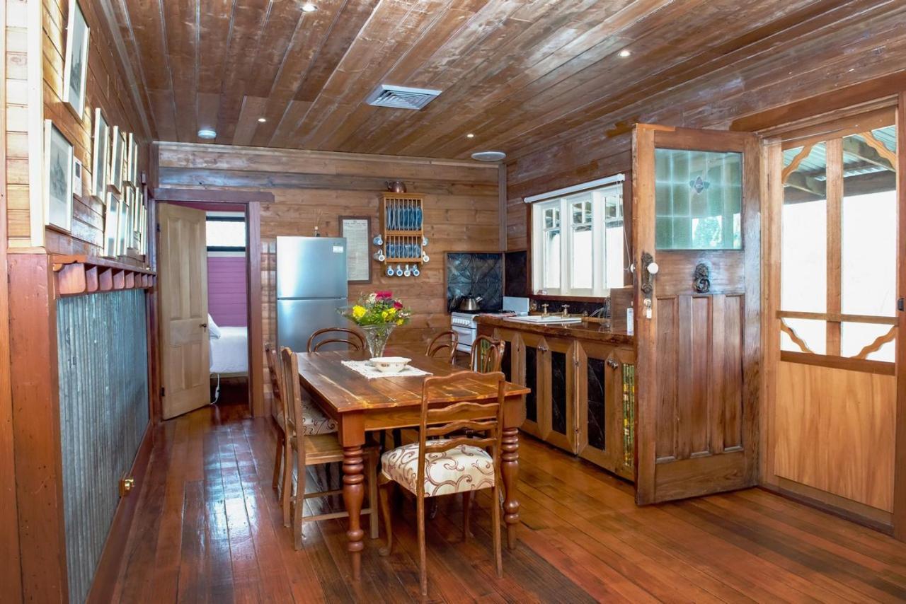 Colby Cottages, Wooragee Near Beechworth Екстер'єр фото